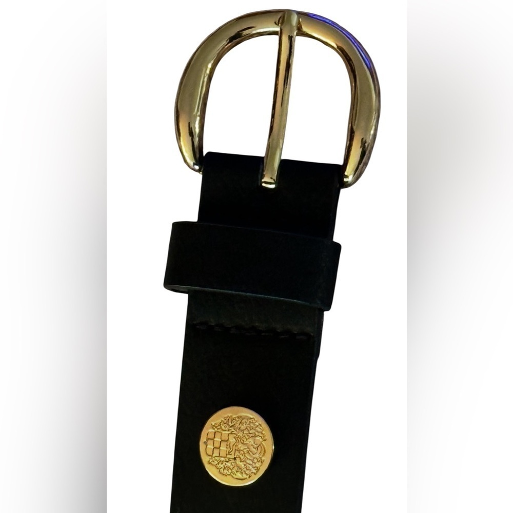 A Vince Camuto black belt with gold Buckle and emblem, size M. - Picture 9 of 13